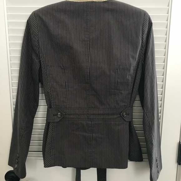 Apostrophe Jacket - Picture 3 of 3